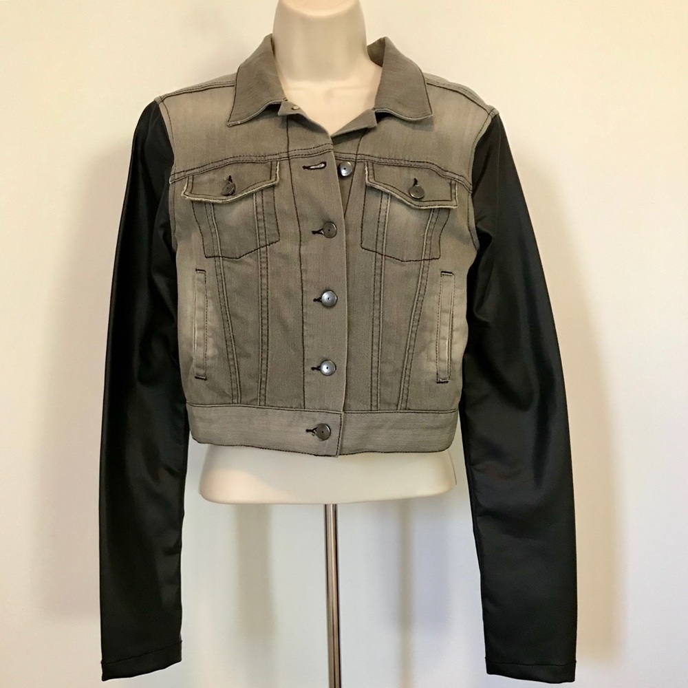 BCBGGeneration Cropped Denim Jacket Faux Leather - Picture 3 of 6